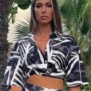 Zara Abstract Dark Gray and White Printed Crop Blouse